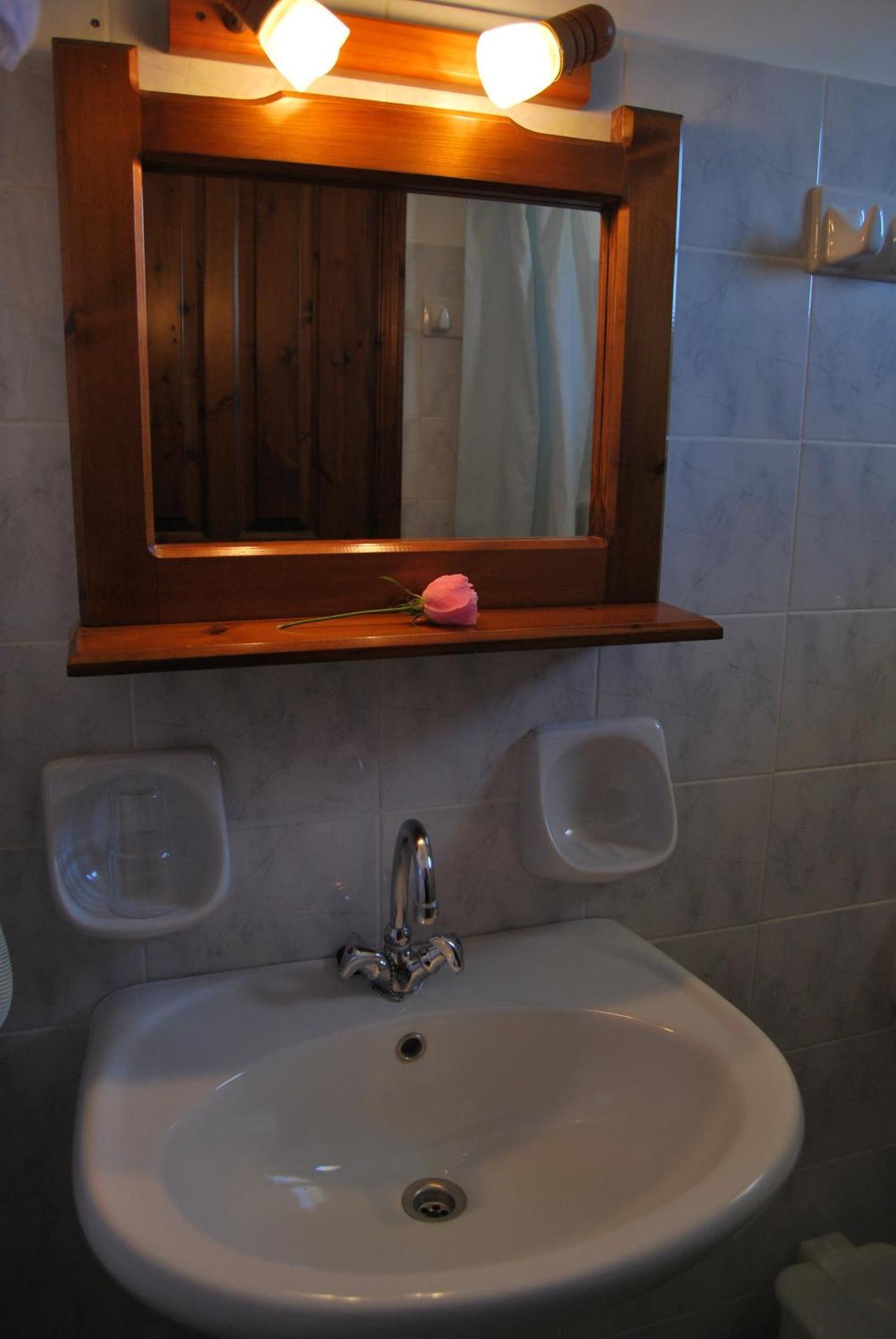 Rizoma Guesthouse Mikrón Khoríon Kültér fotó