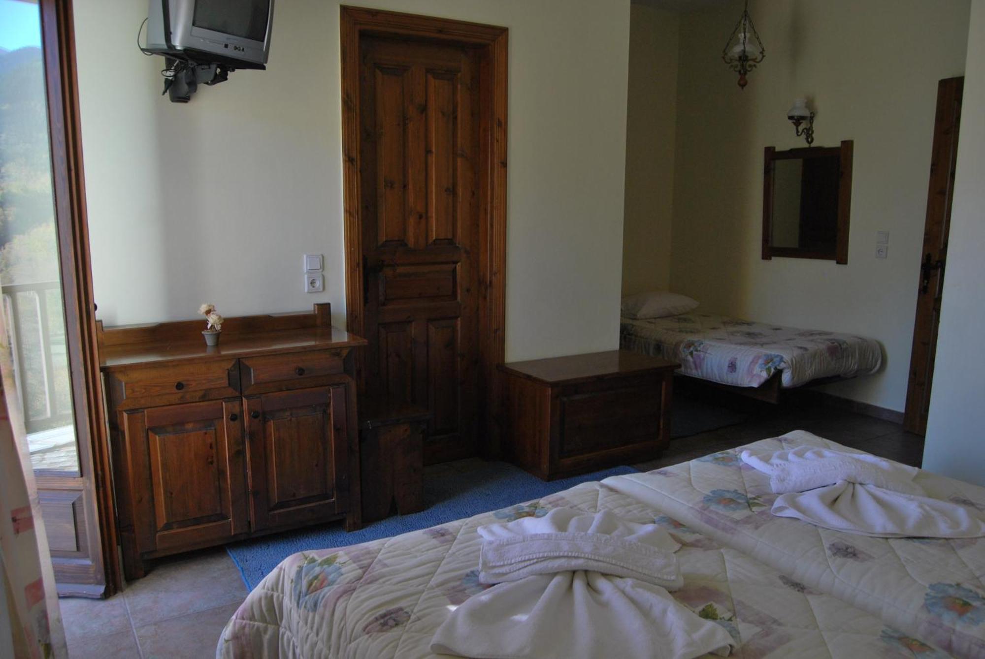 Rizoma Guesthouse Mikrón Khoríon Kültér fotó